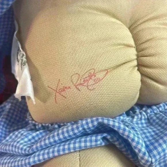 Cabbage patch doll. 1978 to 1982. Great condition. - Picture 4 of 9